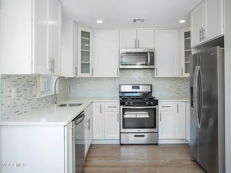 246 Main St — Photo 14