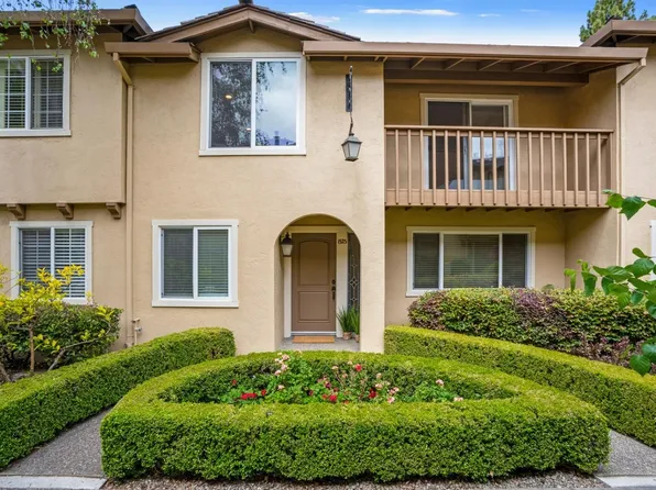 1323 Hoover St, Menlo Park, CA 94025