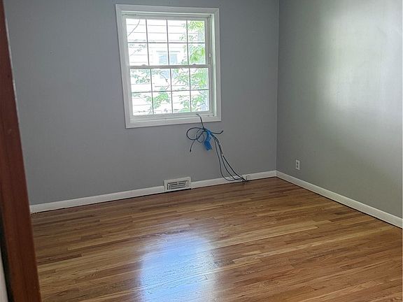 5th image of 200 Gifford Pkwy