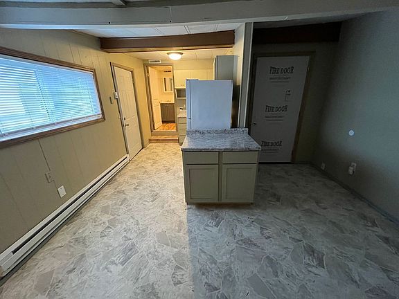 3rd image of 901 S Central Ave #3