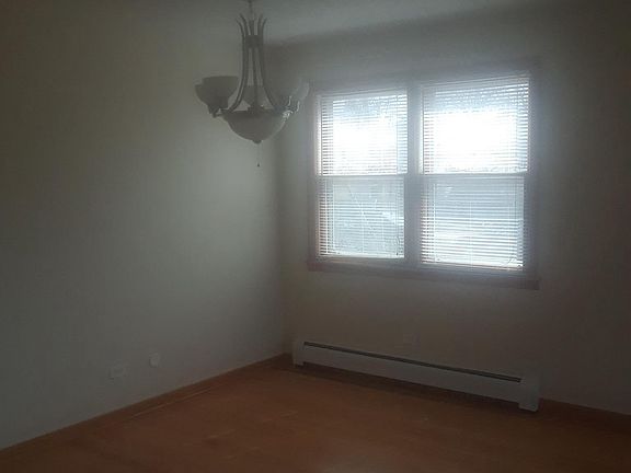 5th image of 5101 N Kenton Ave #1