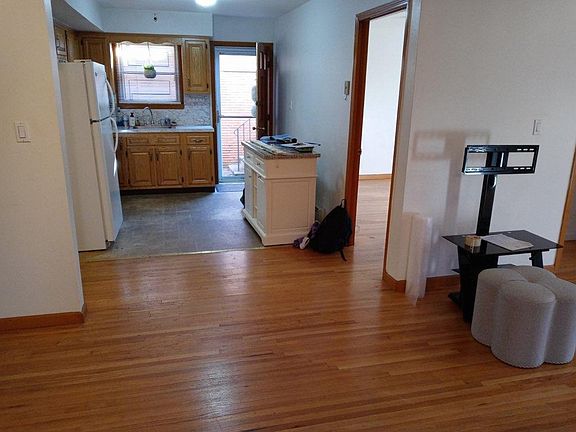5th image of 1480 160th St Floor 1