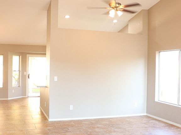 5th image of 10226 N 60th Ln