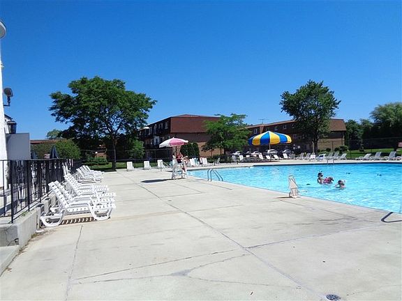2nd image of 9356 Bay Colony Dr APT 2N