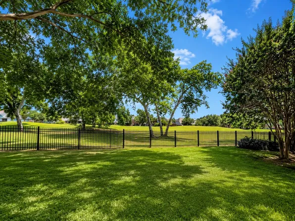 1422 Hillside Forest Dr, Sugar Land, TX 77479