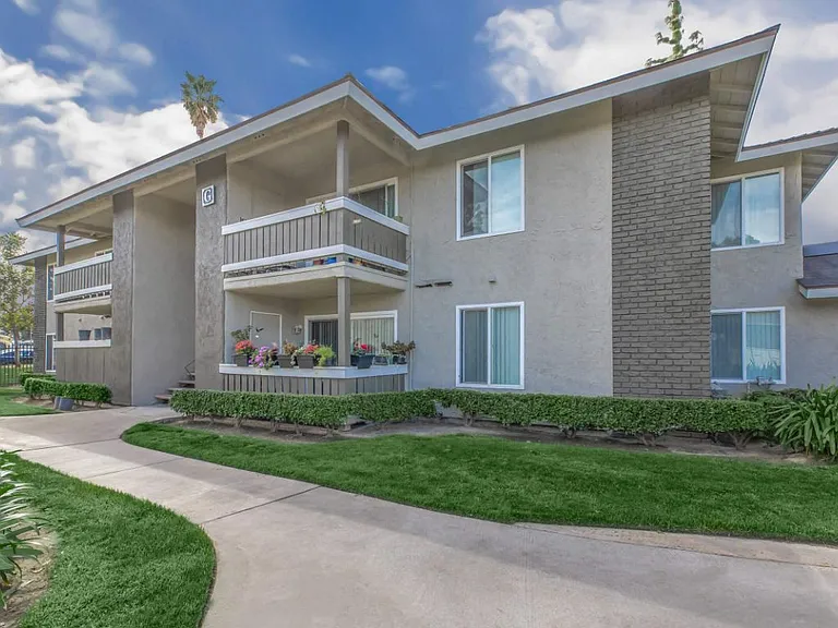 The Meadows Apartments — Photo 6