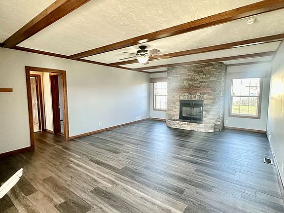 4th image of 151 Bradford St