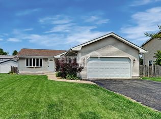 6605 Goldhaber Ln, Plainfield, IL 60586