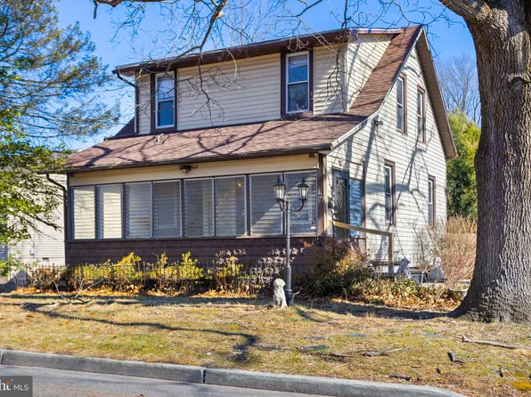 421 Cedar Ave, Lindenwold, NJ 08021