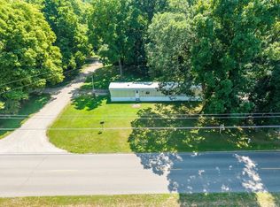 4849 N 3rd Pl, Leesburg, IN 46538