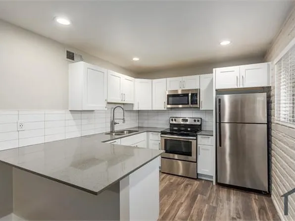 3836 E Earll Dr APT 19, Phoenix, AZ 85018