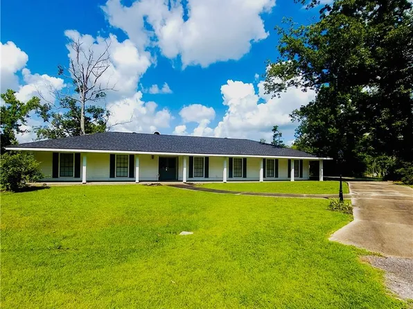 4449 Sweet Gum Ln, Lake Charles, LA 70611