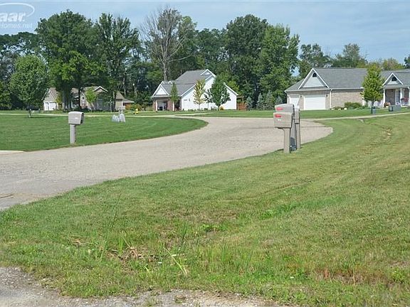 5th image of 7243 Geraldine Cir