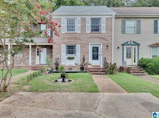 733 Cahaba Manor Trl, Pelham, AL 35124