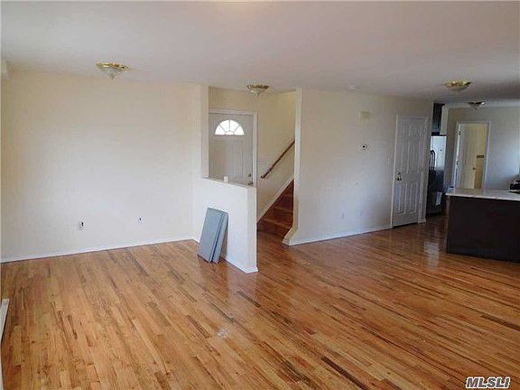 2nd image of 18919 Pineville Ln