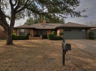 4621 Applewood Rd, Fort Worth, TX 76133