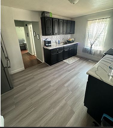 3rd image of 9947 Luna Ave