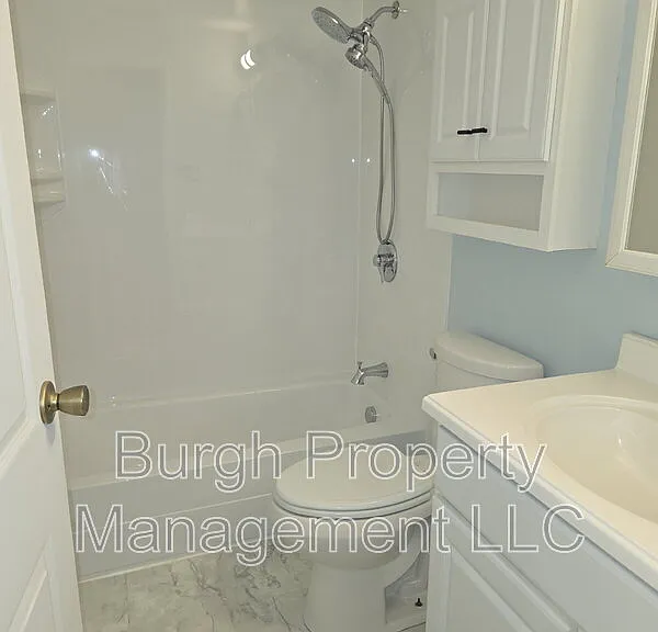 3135 Laurel Ridge Cir — Photo 17