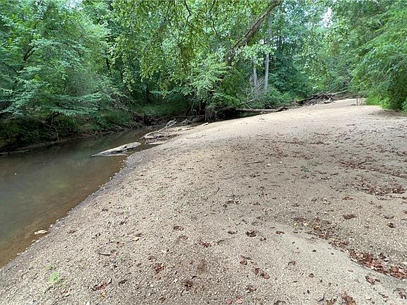 3rd image of 2957 Thompson Mill Rd #8