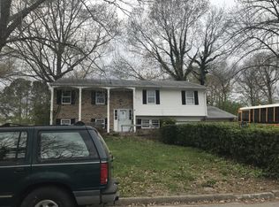 517 Pondview Cir, Virginia Beach, VA 23452