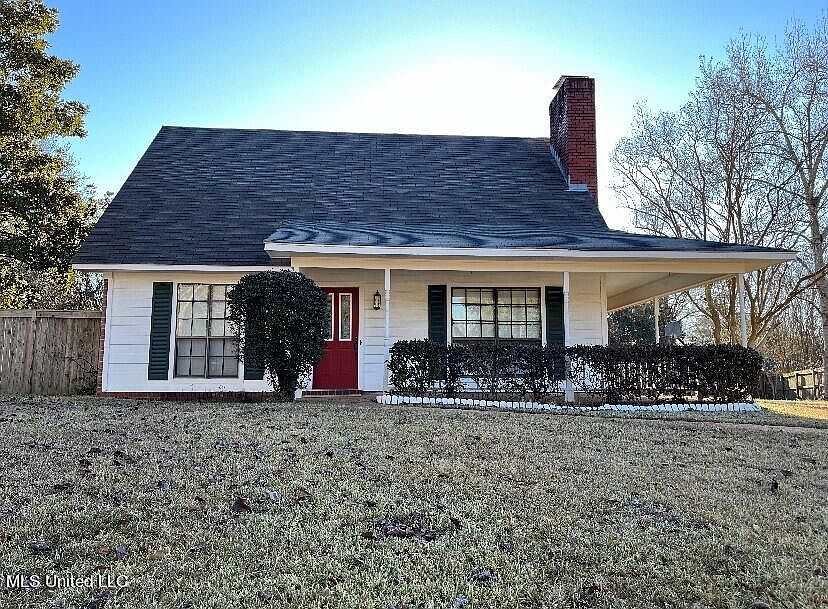 1st image of 812 Strawberry Pointe