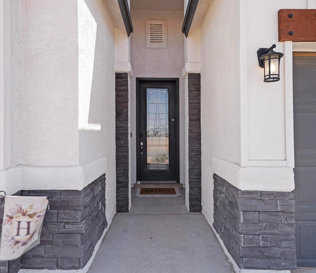 4 bed, 2.5 bath, 1805 sqft, $2,100 — Photo 4