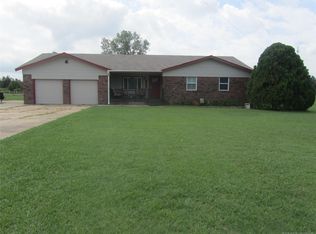 9534 W Country Rd, Sand Springs, OK 74063