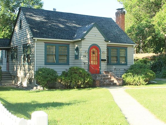 2nd image of 518 Avenue F