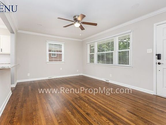 4th image of 2513 Emerald Dr