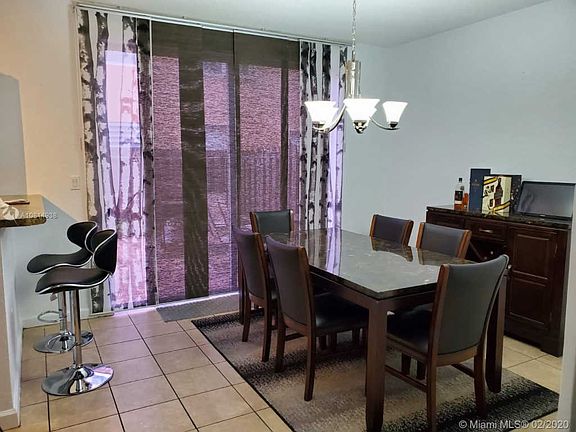 3rd image of 1006 NE 42nd Ave #1006