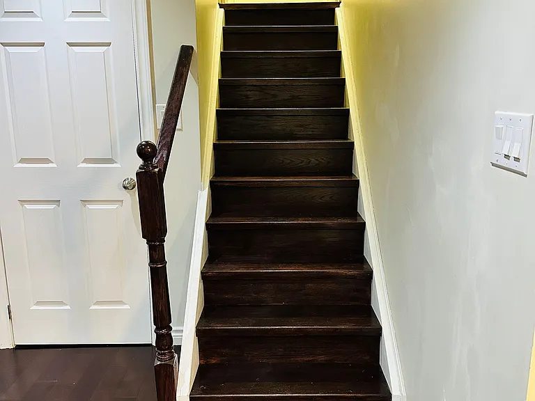 9 Megarry Ct #BASEMENT — Photo 1