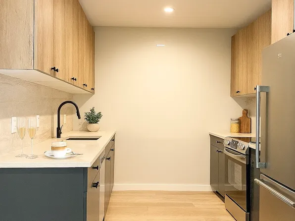 1584 Fulton Street image 3 of 6