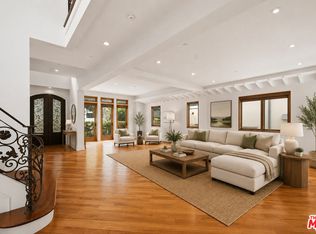1126 Yale St, Santa Monica, CA 90403