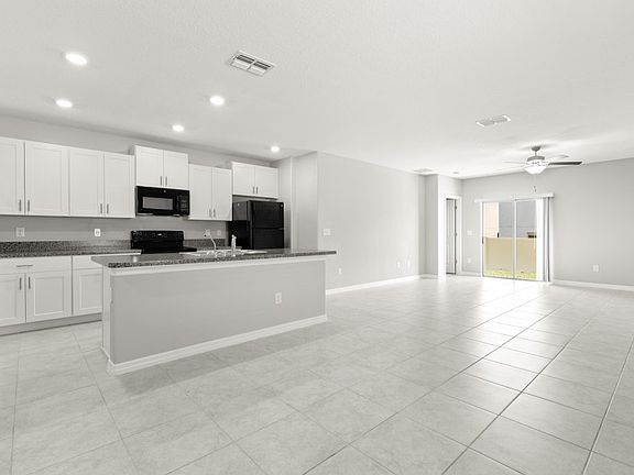 2nd image of 10217 Summer Kiss Ave