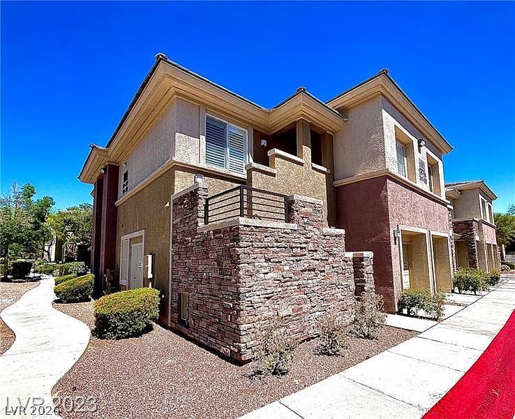 1st image of 800 Peachy Canyon Cir Unit 201