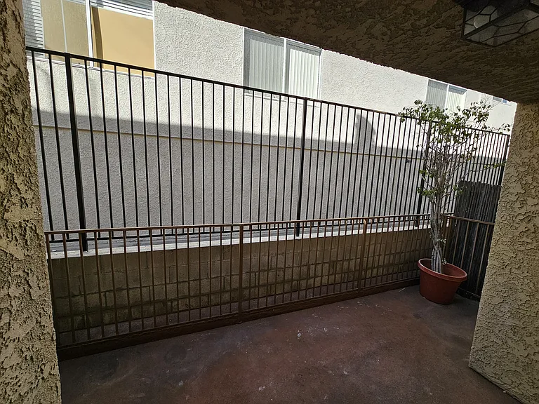 459 E Orange Grove Ave #F — Photo 14