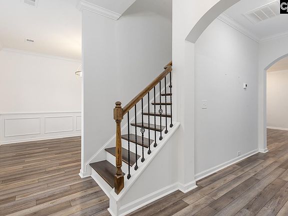 3rd image of 822 Ruskin Dr