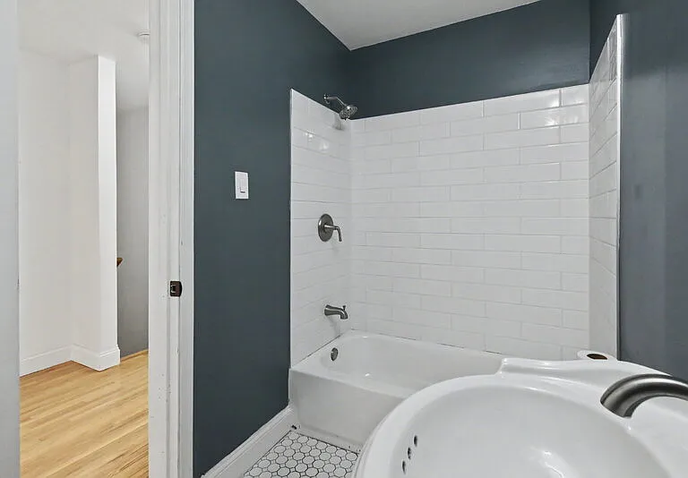 2106 N Camac St — Photo 23
