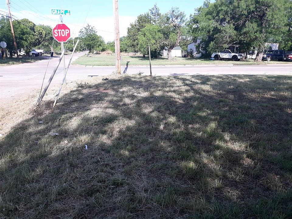 2nd image of 3642 Grape St Lot N164