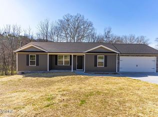 420 Luttrell Rd, Maynardville, TN 37807