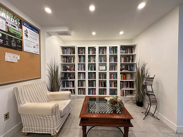 1100 Jervis St #1906 — Photo 30