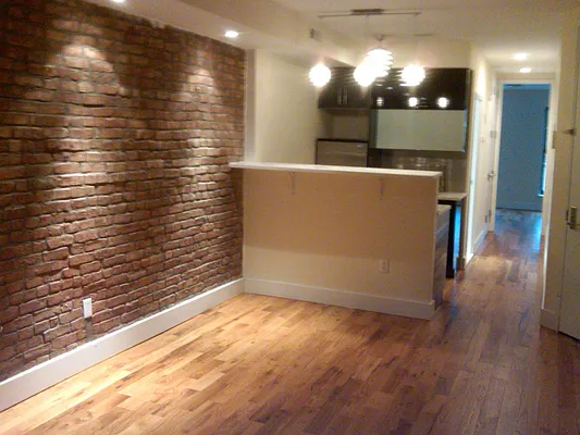 Rented by Peace of Mind Realty | media 29