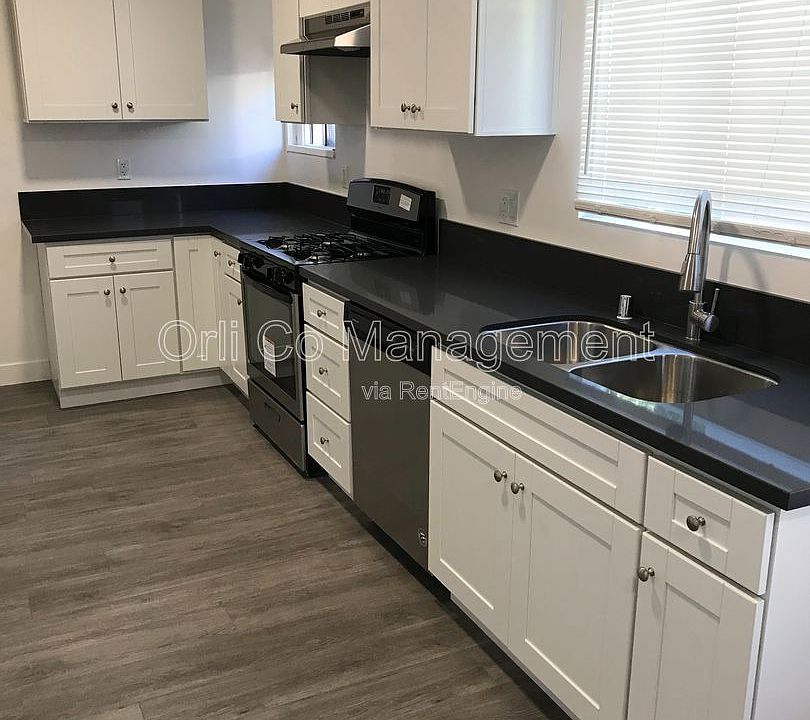 1st image of 6500 Balboa Blvd