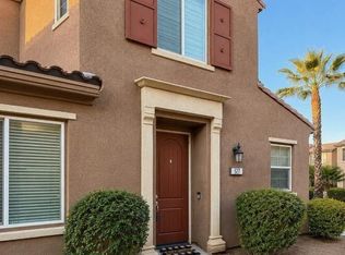 527 Via De La Paz, Palm Desert, CA 92211