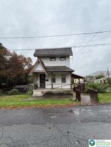 446 Biddle St, Tamaqua, PA, 18252