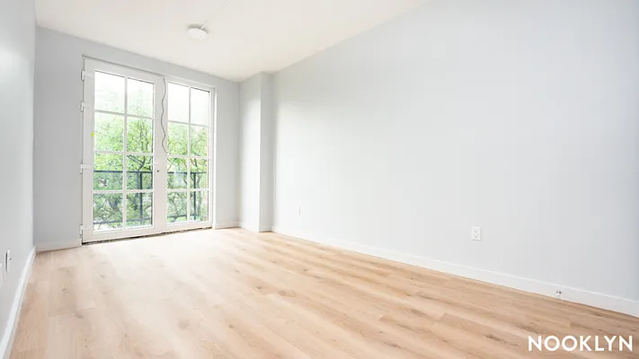 Rented by Nooklyn NYC LLC | media 165