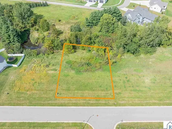 108 Butler Falls Rd, Mankato, MN 56001