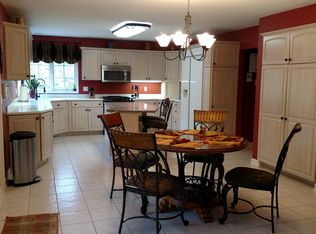 6800 Aspen Ct, Clarkston, MI 48348