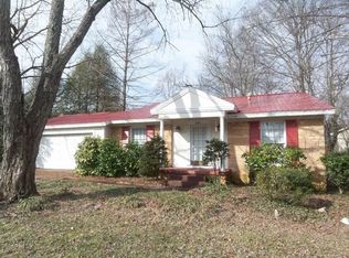 1202 Circle Dr, Cookeville, TN 38501