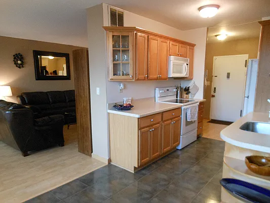 Sold by Hudson View Realty LLC | media 3